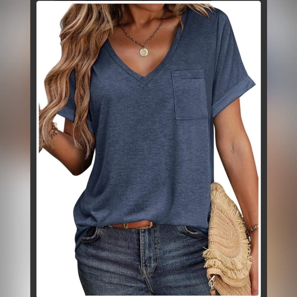 V-Neck Pocket Short Sleeve Top - Blue
